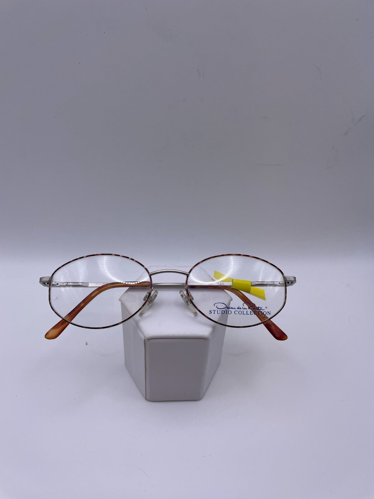 Oscar de la Renta Brand Oscar Studio 5 Model 52 Eye Tortoise NEW