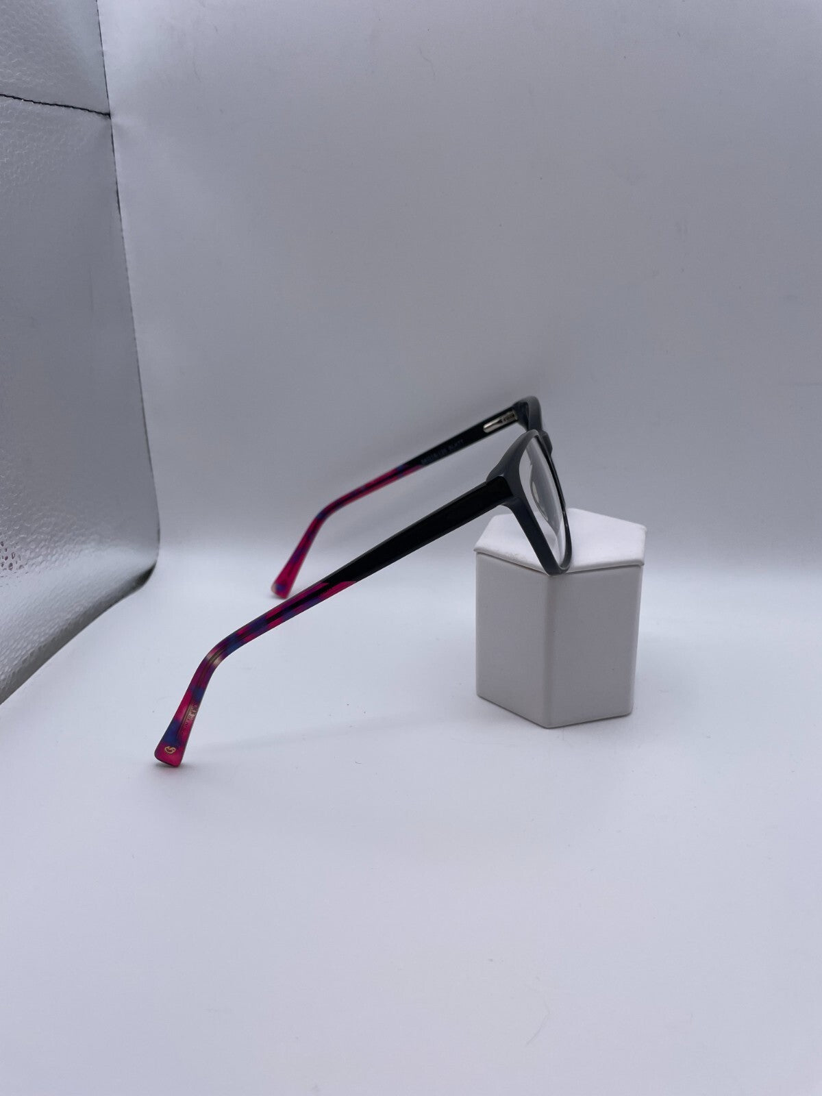 Christian Siriano Brand Renee Model 54 Eye Black NEW