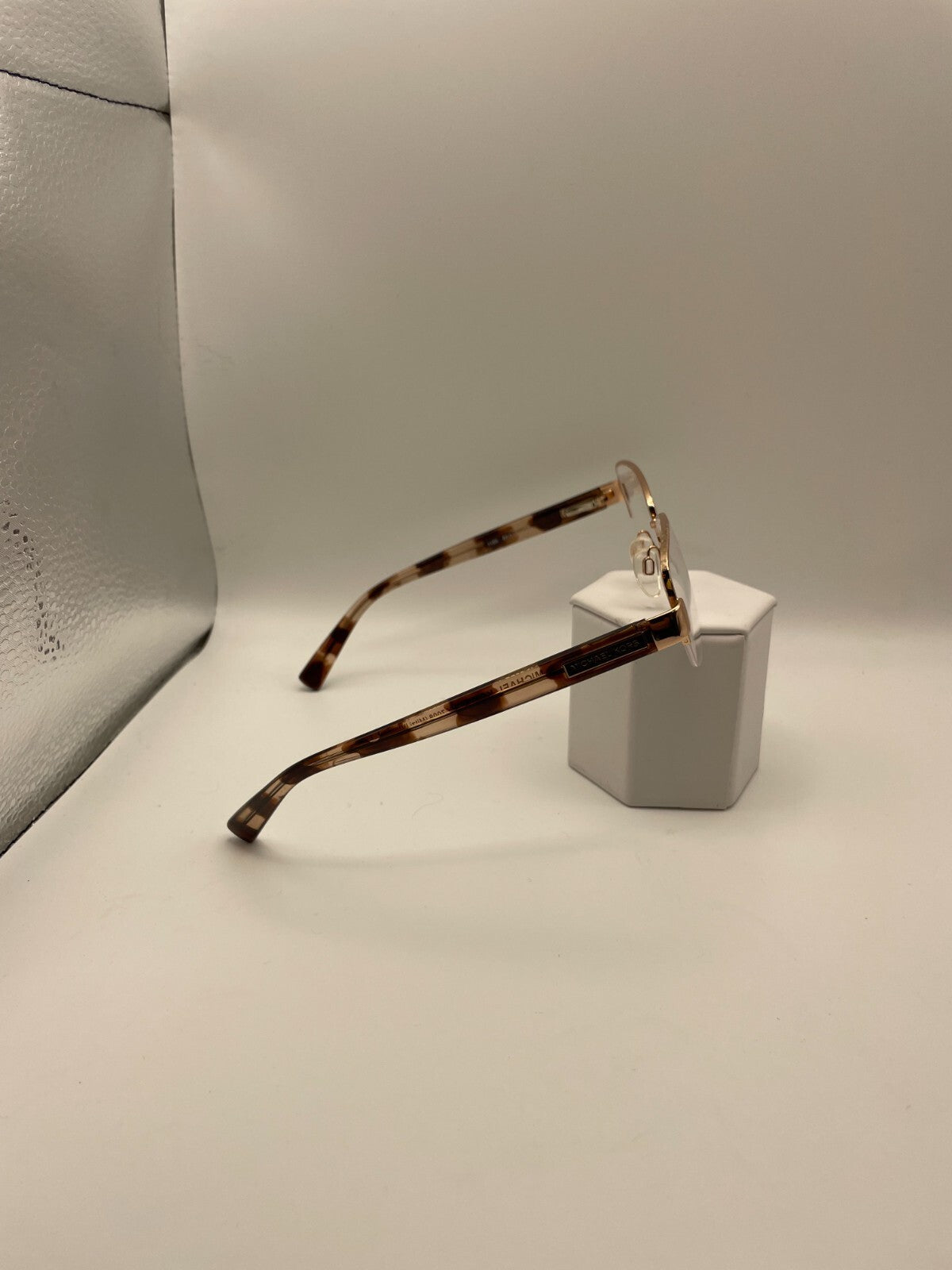 Michael Kors Brand MK 7008 (Mitzi IV) Model 53 Eye Gold NEW
