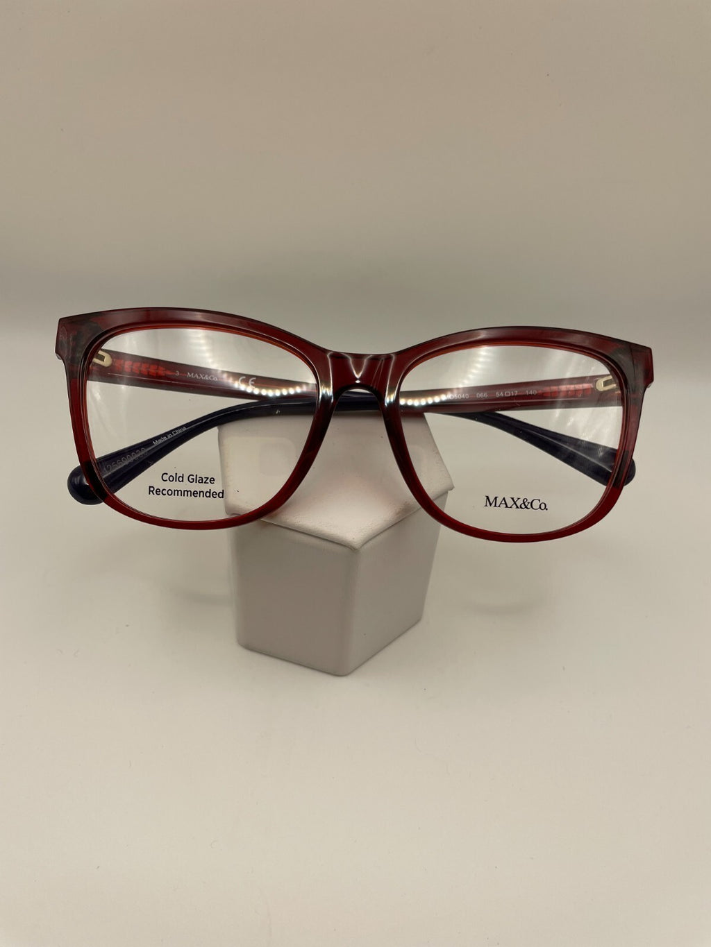 Max & Co Brand MO5040 Model 54 Eye Red NEW