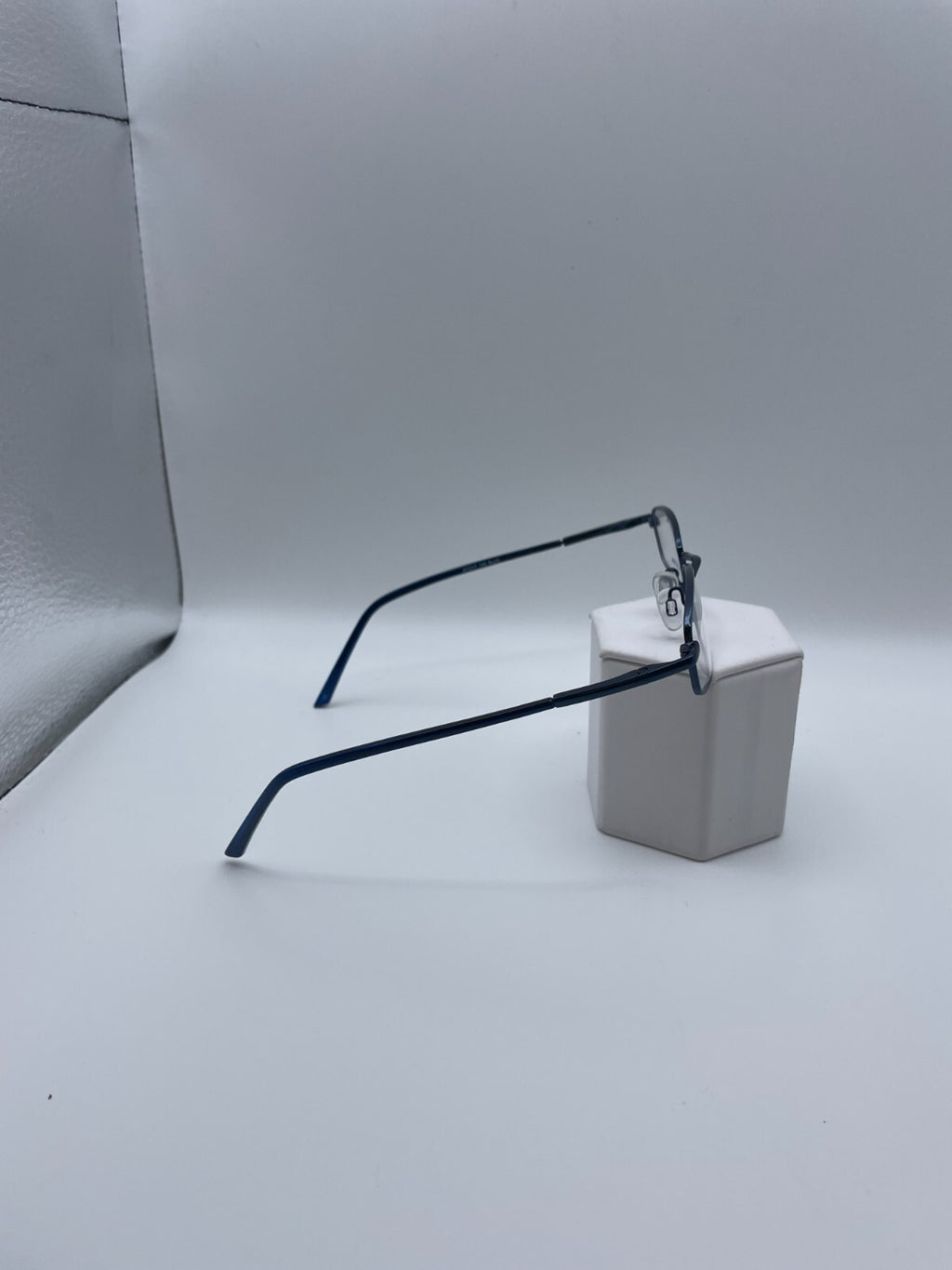 Modern Optical Brand Angel Model 47 Eye Blue NEW