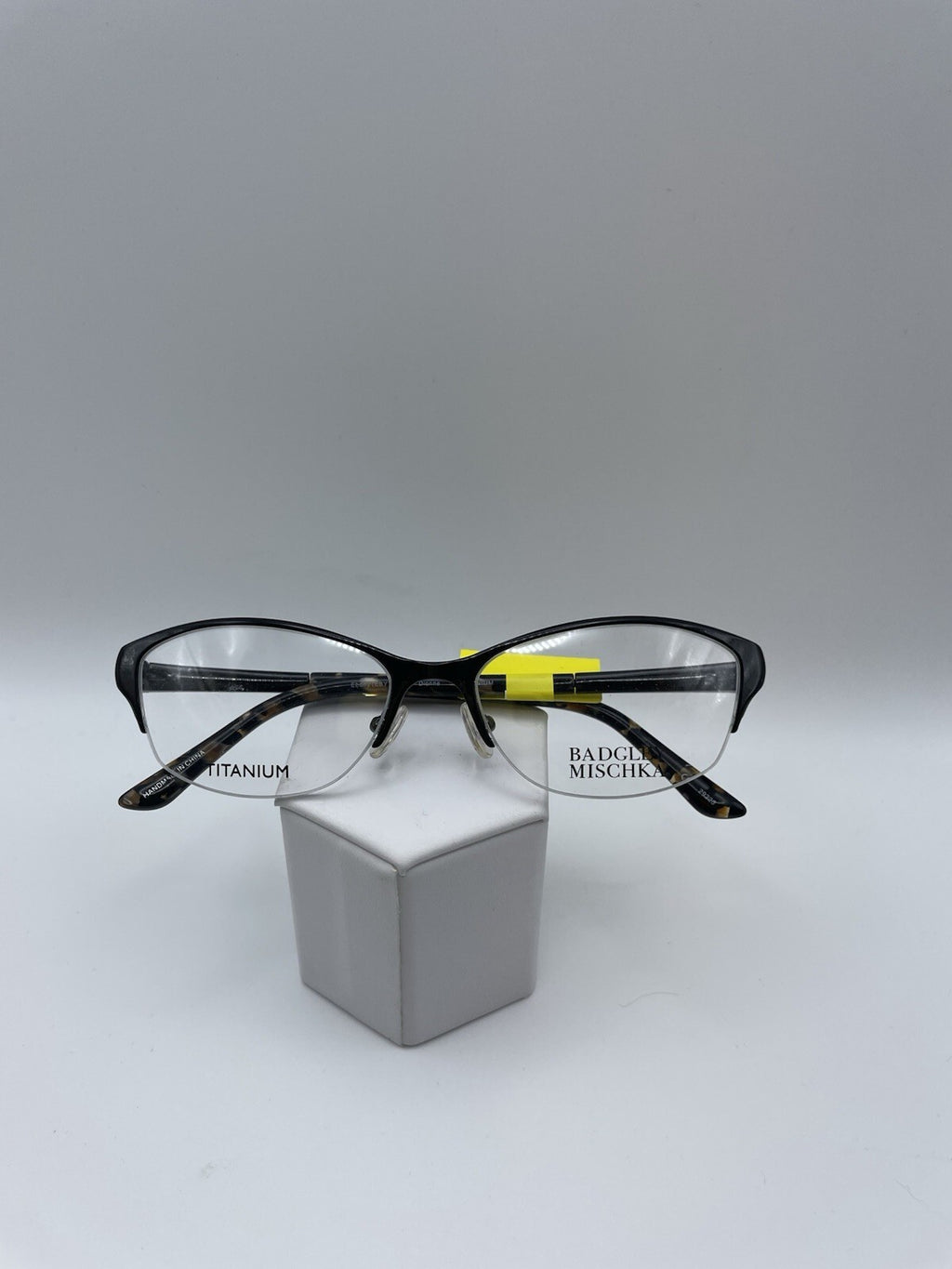 Badgley Mischka Brand Dionne Model 53 Eye Ebony NEW