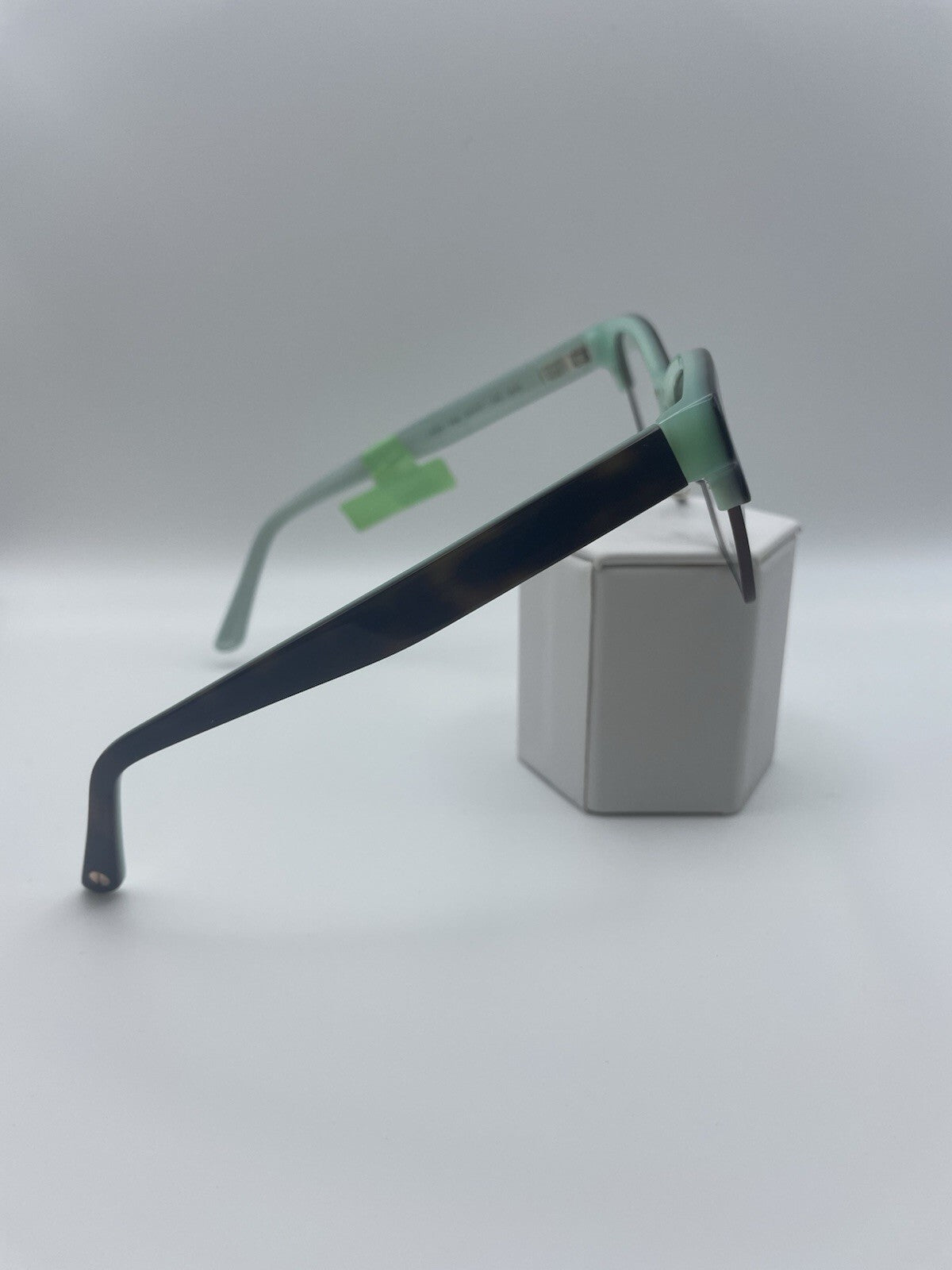 L.A.M.B. Brand LA064 Model 53 Eye TOR NEW