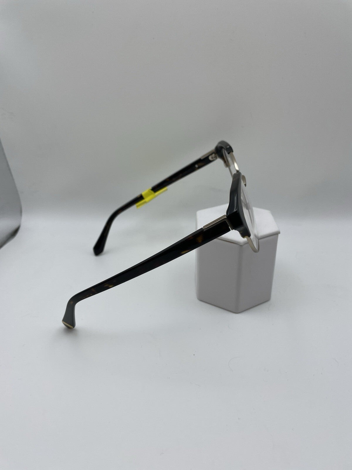 Zac Posen Brand Quincy Model 52 Eye Tortoise NEW