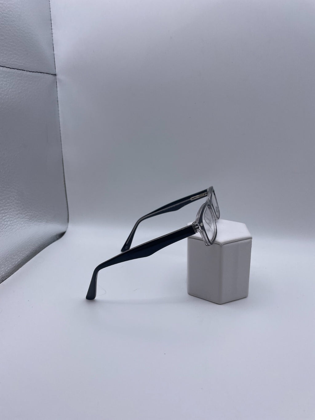Modern Optical Brand Care Model 44 Eye Blk/Crystal NEW