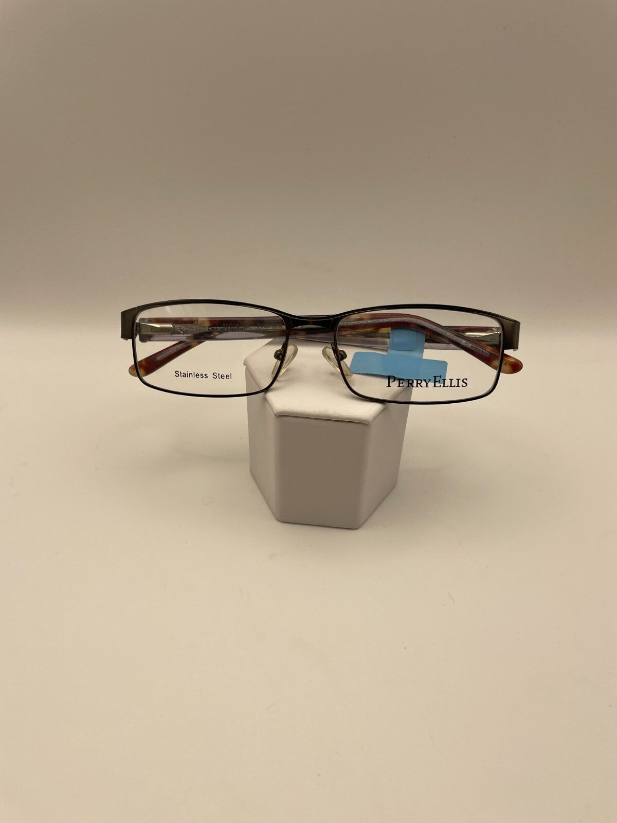 Perry Ellis Brand PE 319A-2 Model 55 Eye Brown NEW