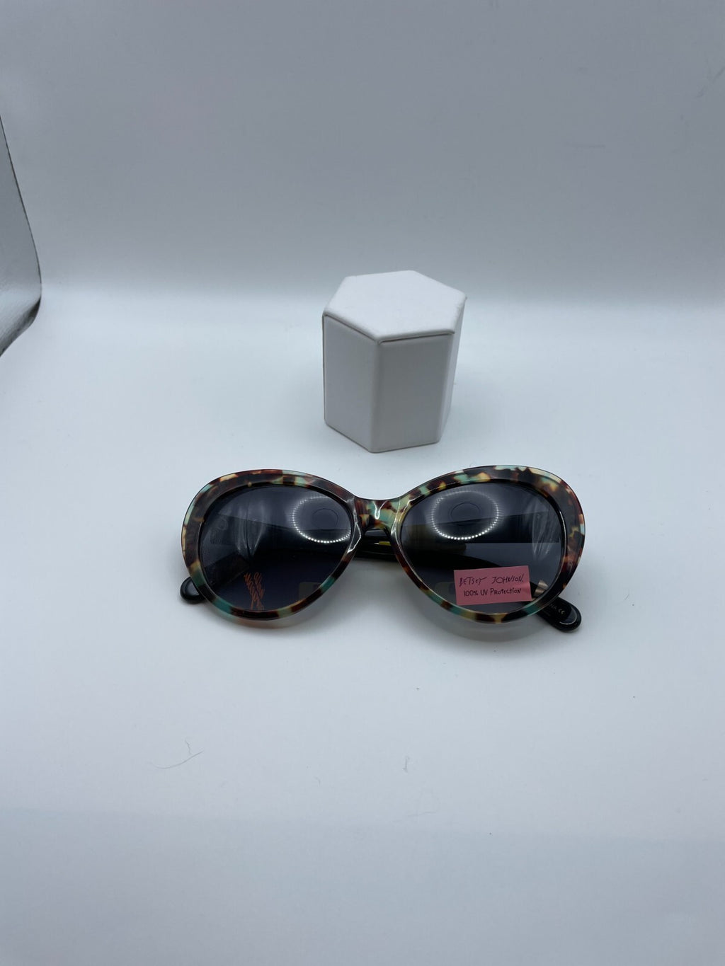 Betsey Johnson Brand BJ169133 Model 54 Eye Multicolor NEW