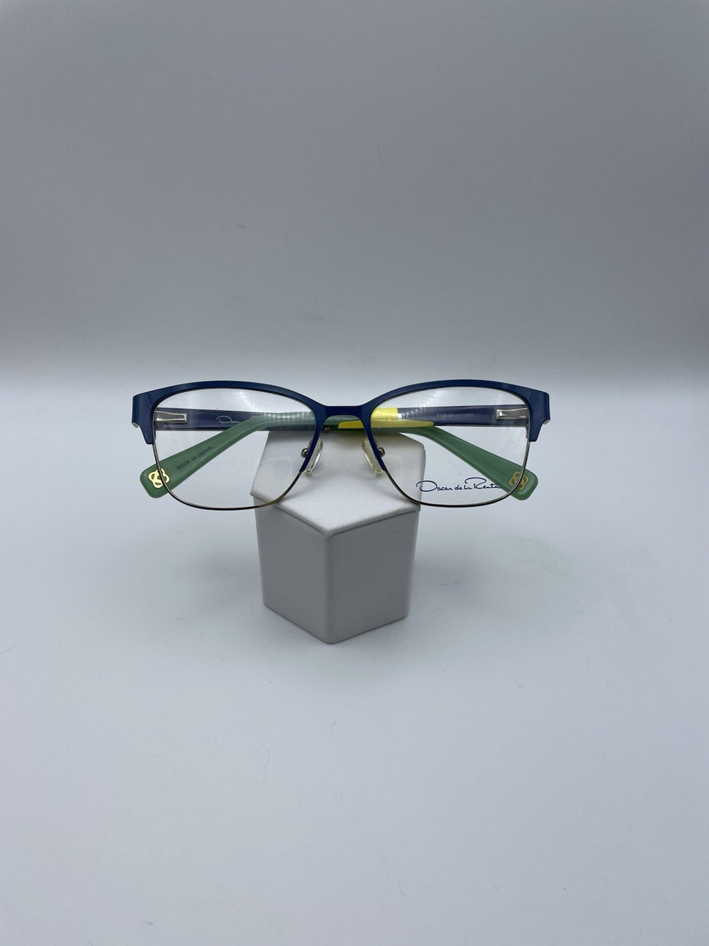 Oscar de la Renta Brand ODLR511 Model 53 Eye Blue NEW