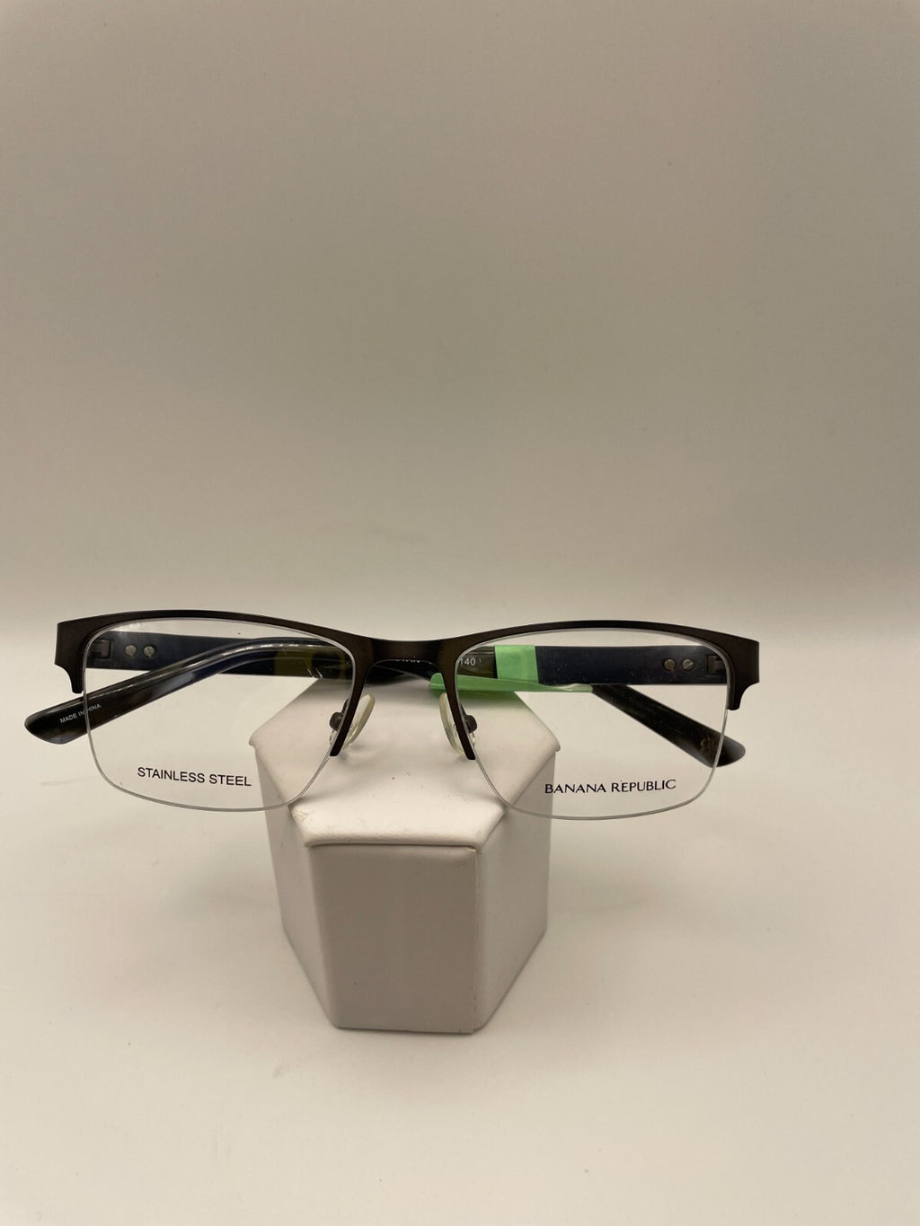 Banana Republic Brand Stan Model 52 Eye Black NEW
