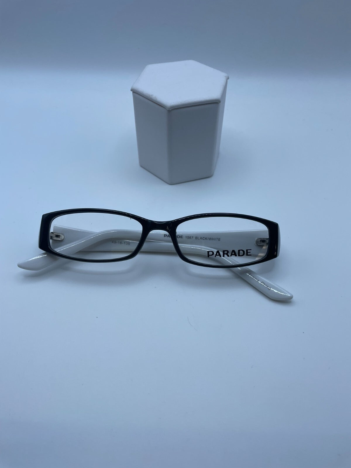 Parade Brand 1567 Model 49 Eye Black/White NEW