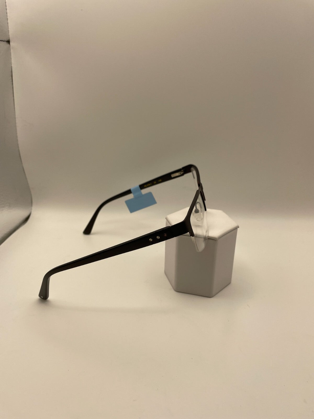 Perry Ellis Brand PE 378-1 Model 54 Eye Brown NEW