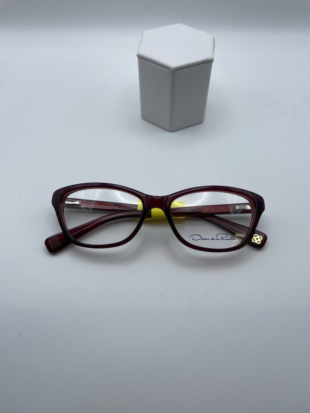 Oscar de la Renta Brand ODLR505 Model 53 Eye Red NEW