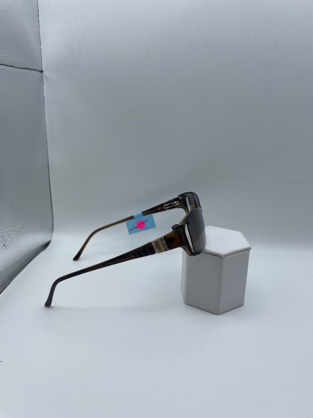 Easy Clip Brand EC241 Model 53 Eye Brown NEW