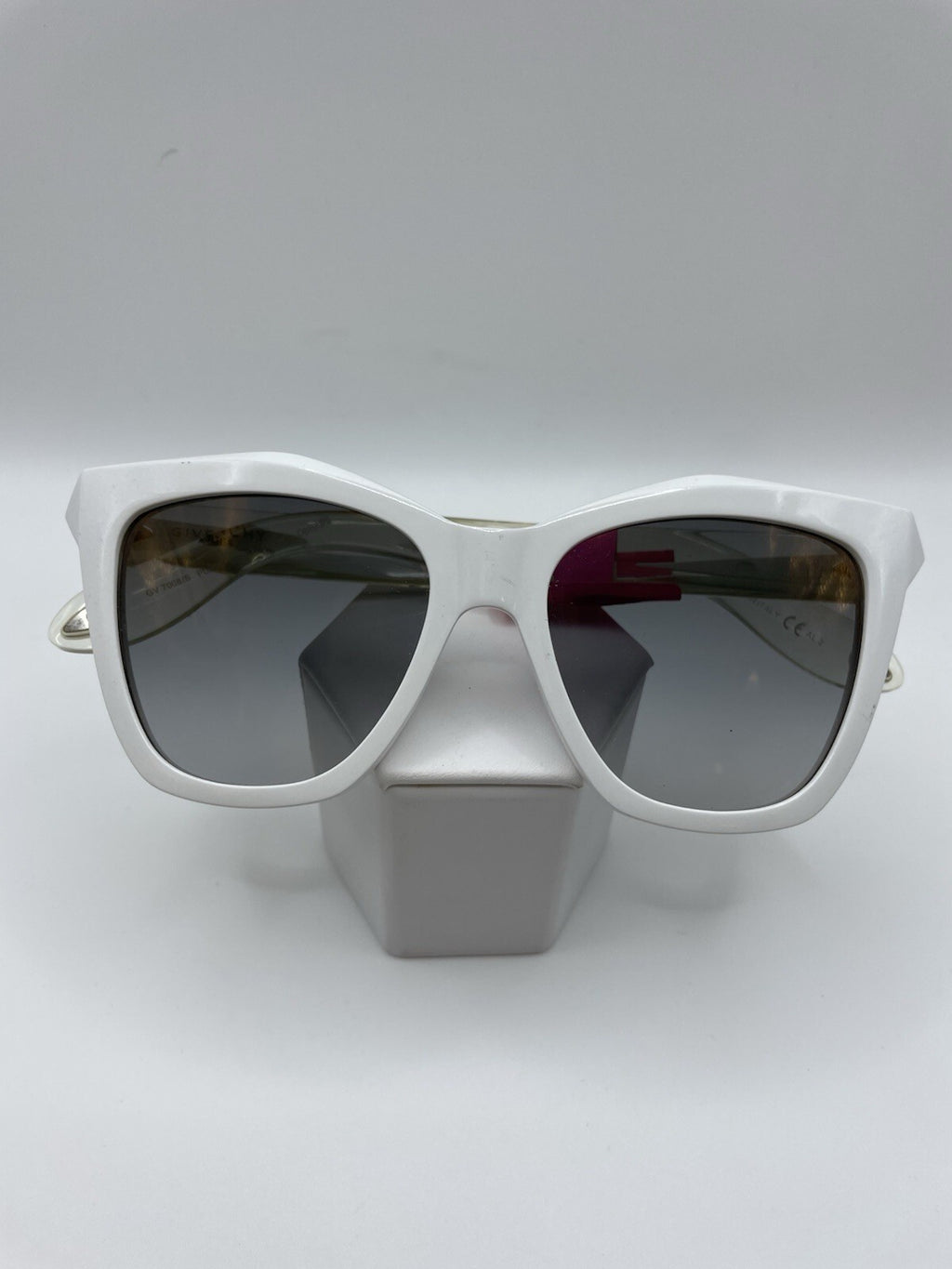 Givenchy Brand GV 7008/S PU2D9 Model 53 Eye White/Crystal NEW