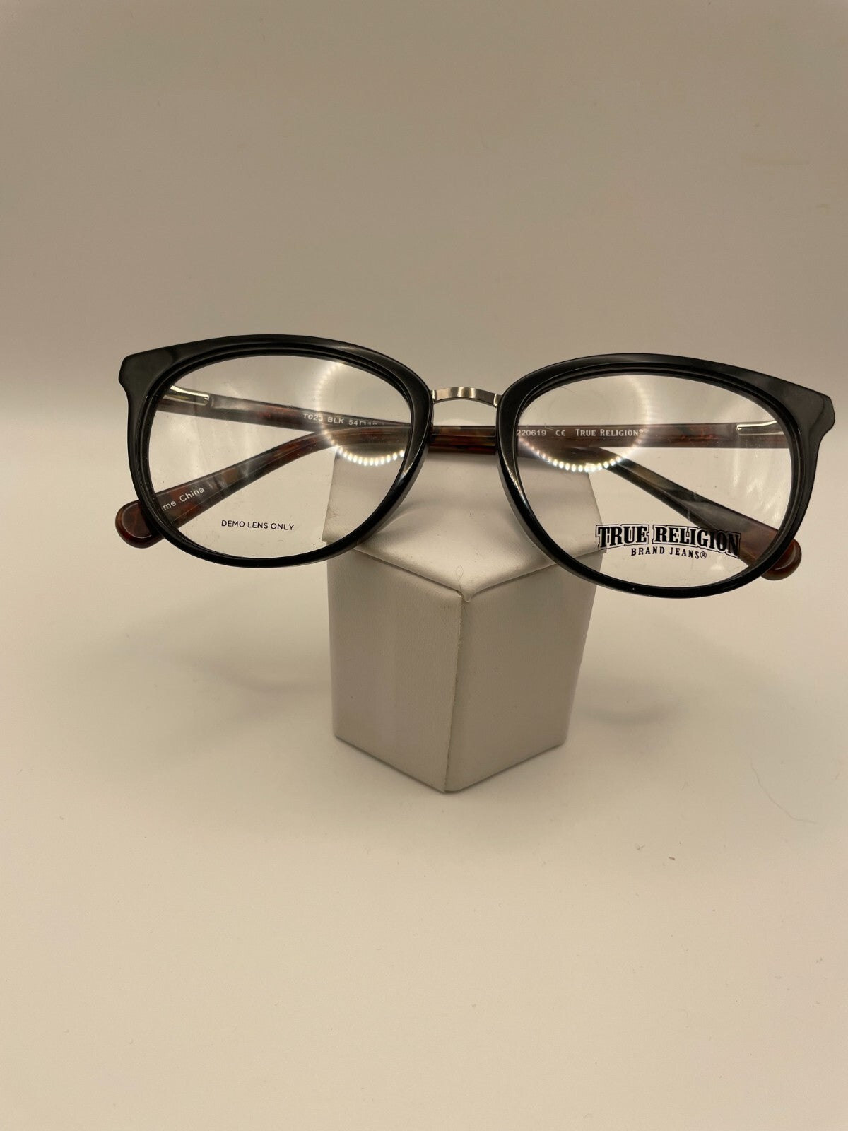 True Religion Brand T023 Model 54 Eye Black NEW