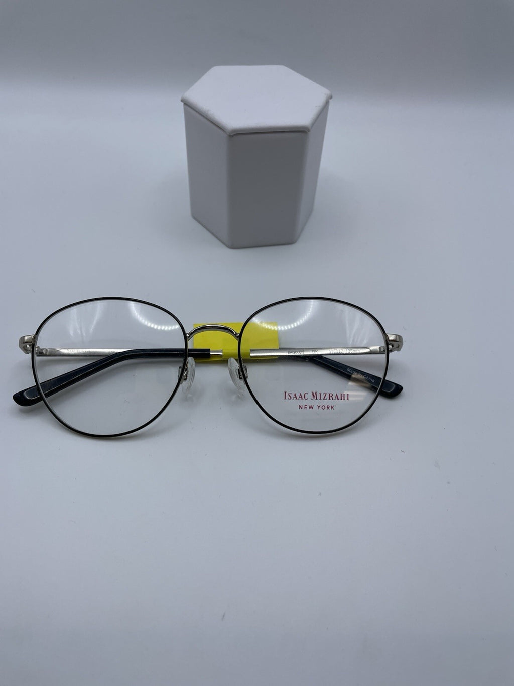 Isaac Mizrahi Brand IM30022 Model 51 Eye Black NEW