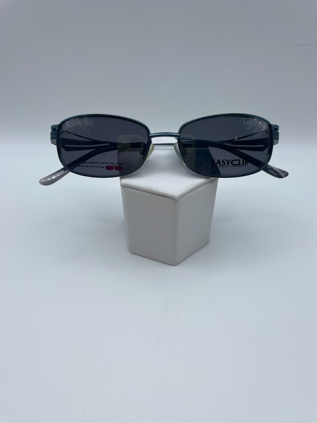 Easy Clip Brand EC230 Model 48 Eye Blue NEW