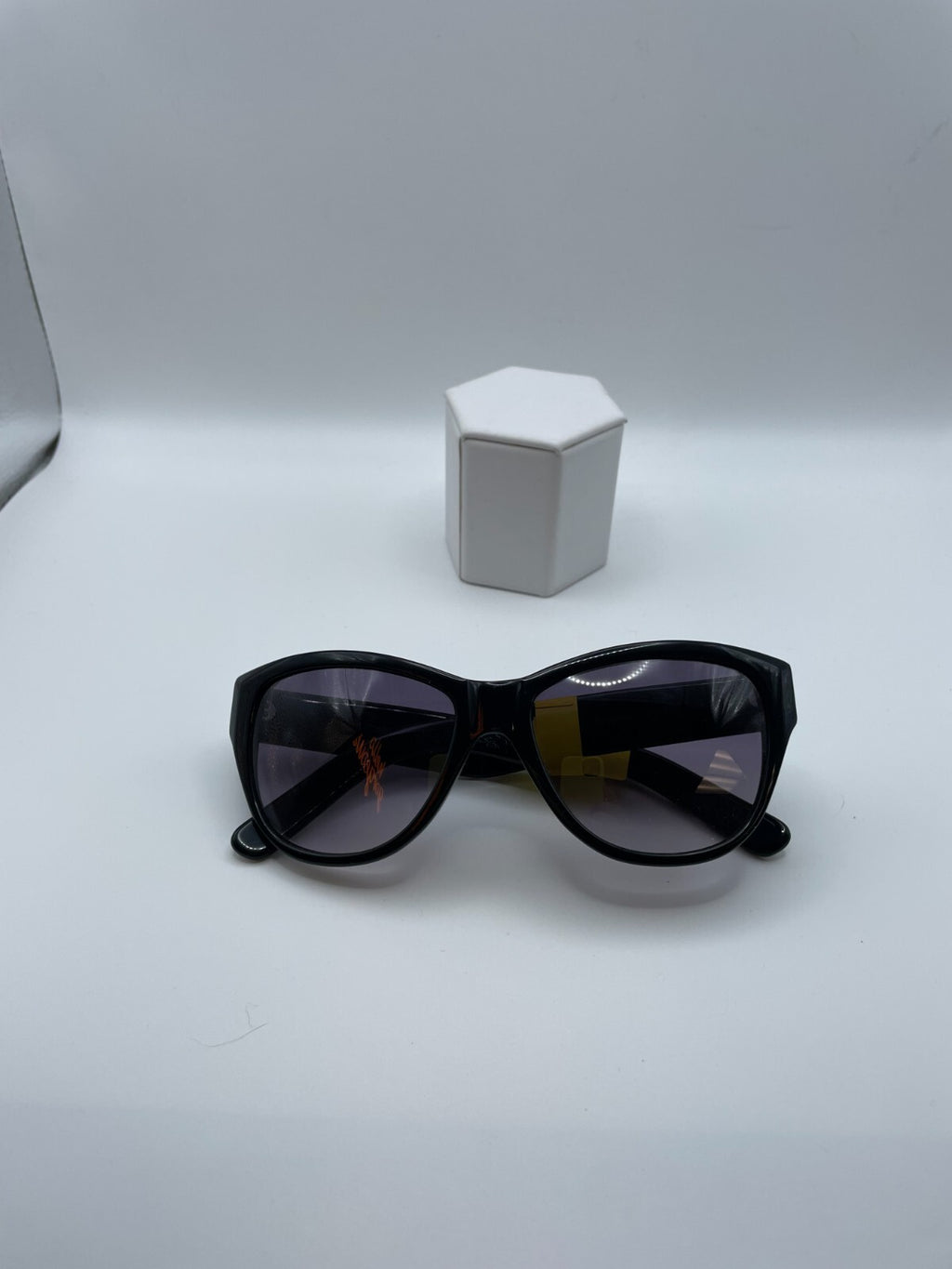 Betsey Johnson Brand BJ159106 Model 55 Eye Black NEW