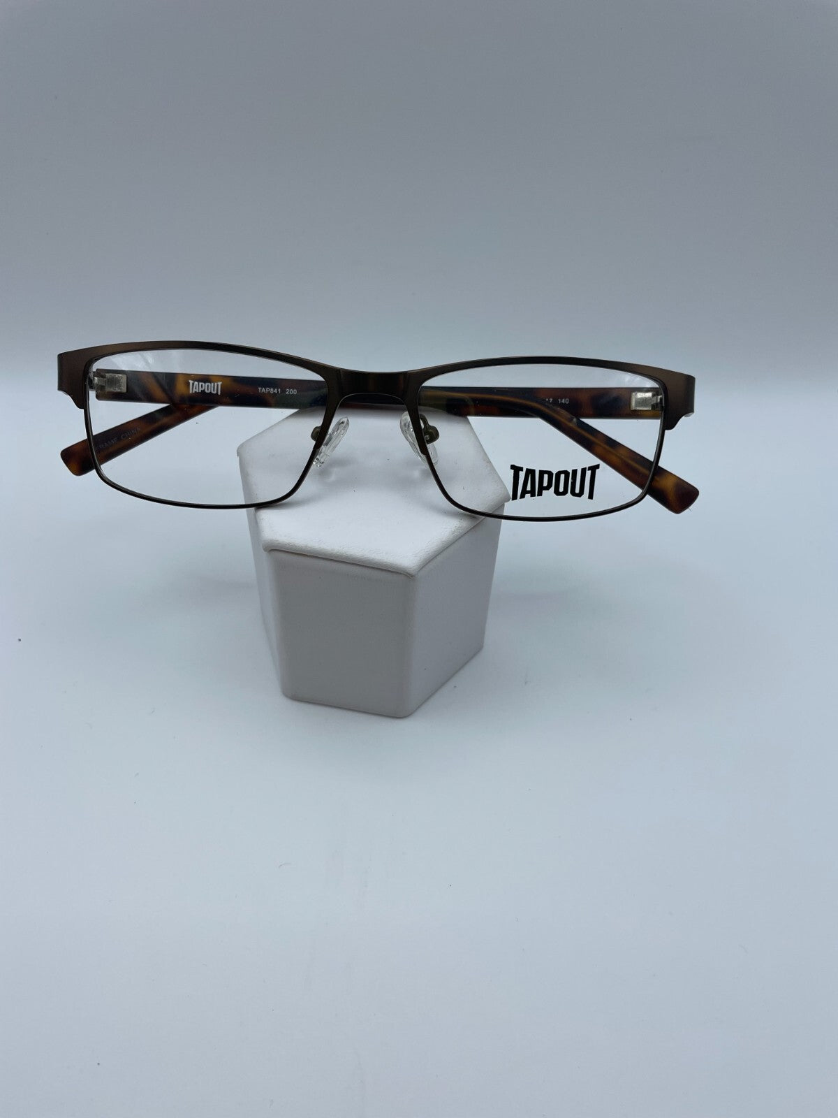 TAPOUT Brand TAP841 Model 53 Eye Brown NEW