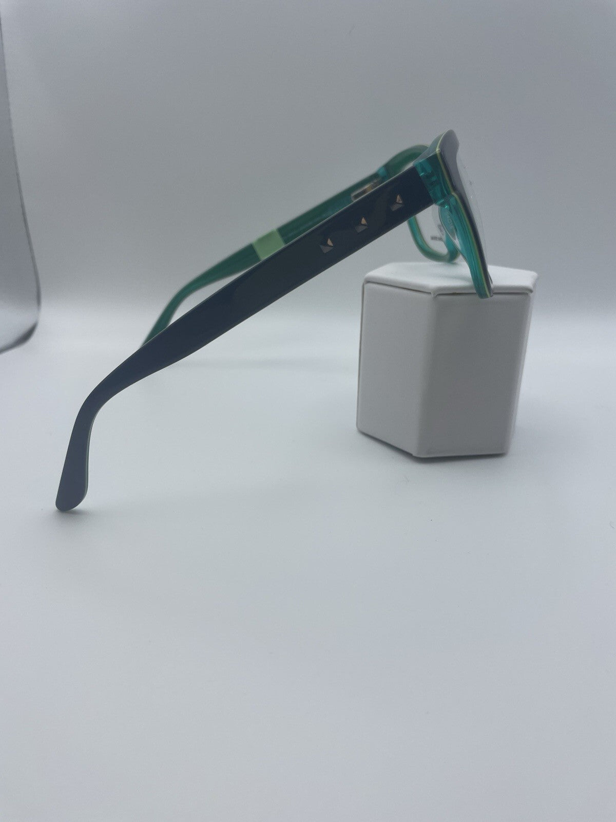 L.A.M.B. Brand GX033 Model 54 Eye Navy NEW