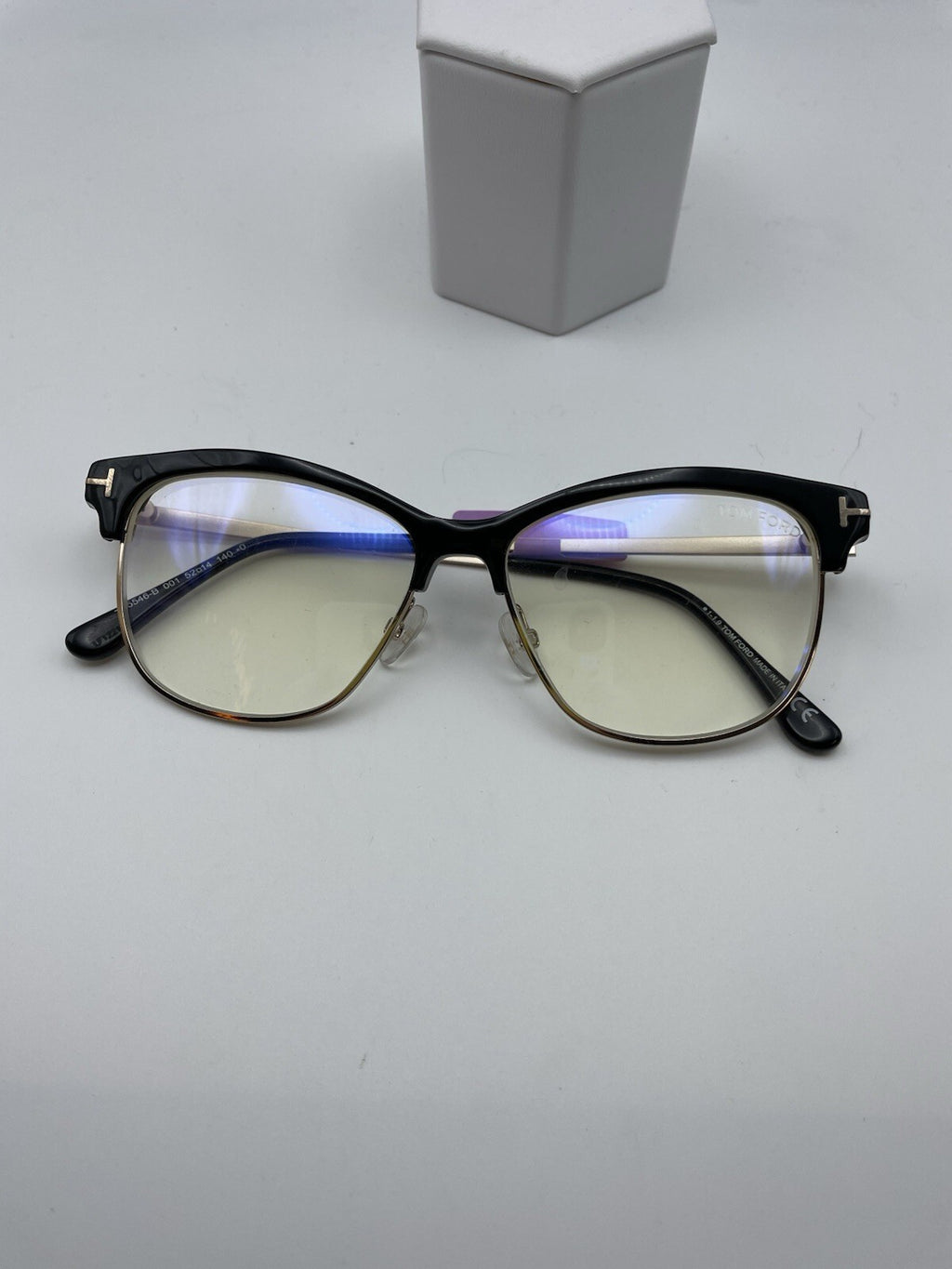 TOM FORD Brand TF 5546-B Model 52 Eye Black NEW