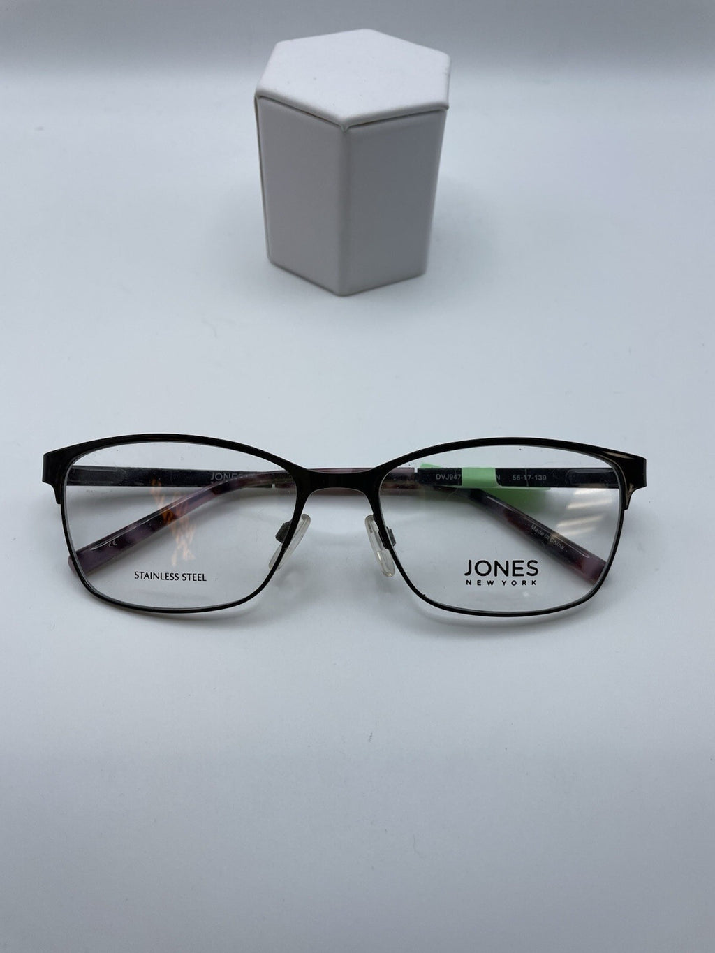 Jones New York Brand DVJ947 Model 56 Eye Brown NEW