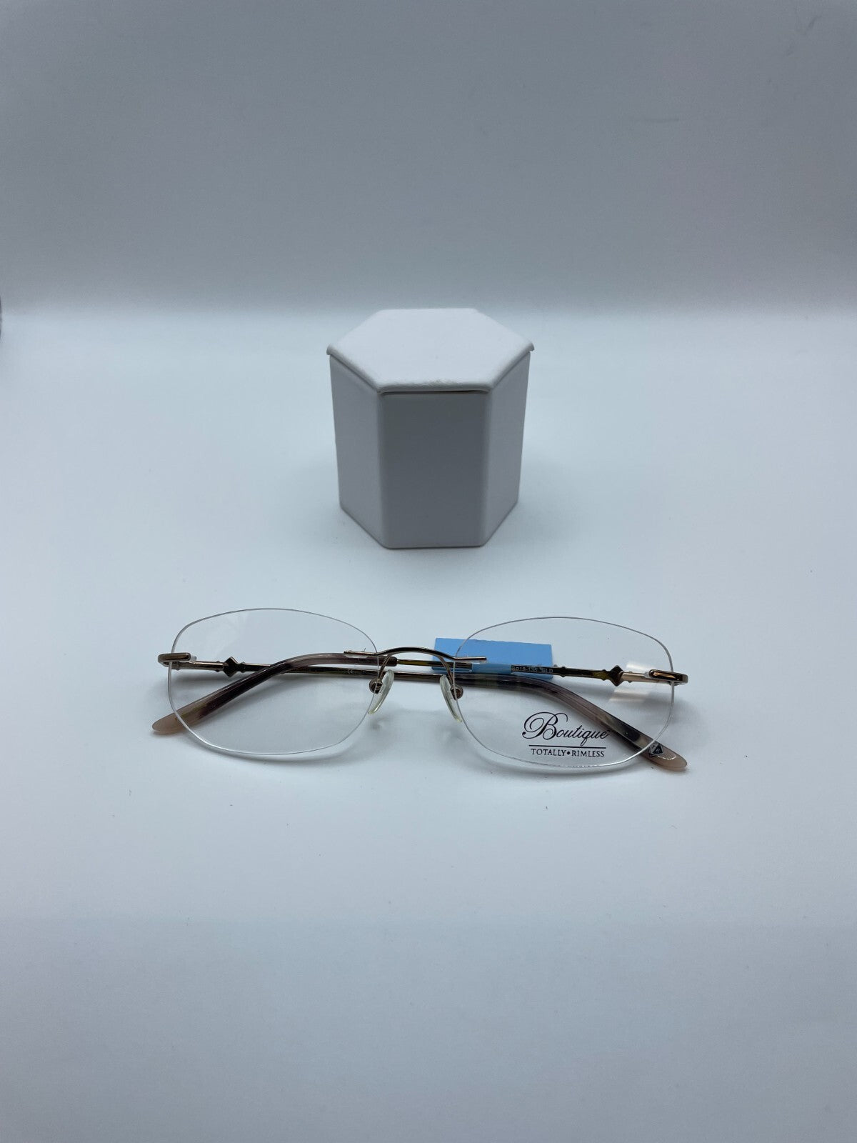 Boutique Totally Rimless Brand TR-164 Model 53 Eye Gold NEW