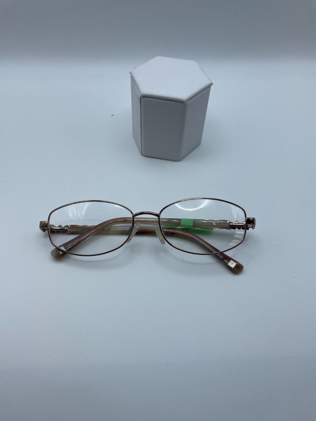 Liz Claiborne Brand L619 Model 54 Eye Rose Gold NEW