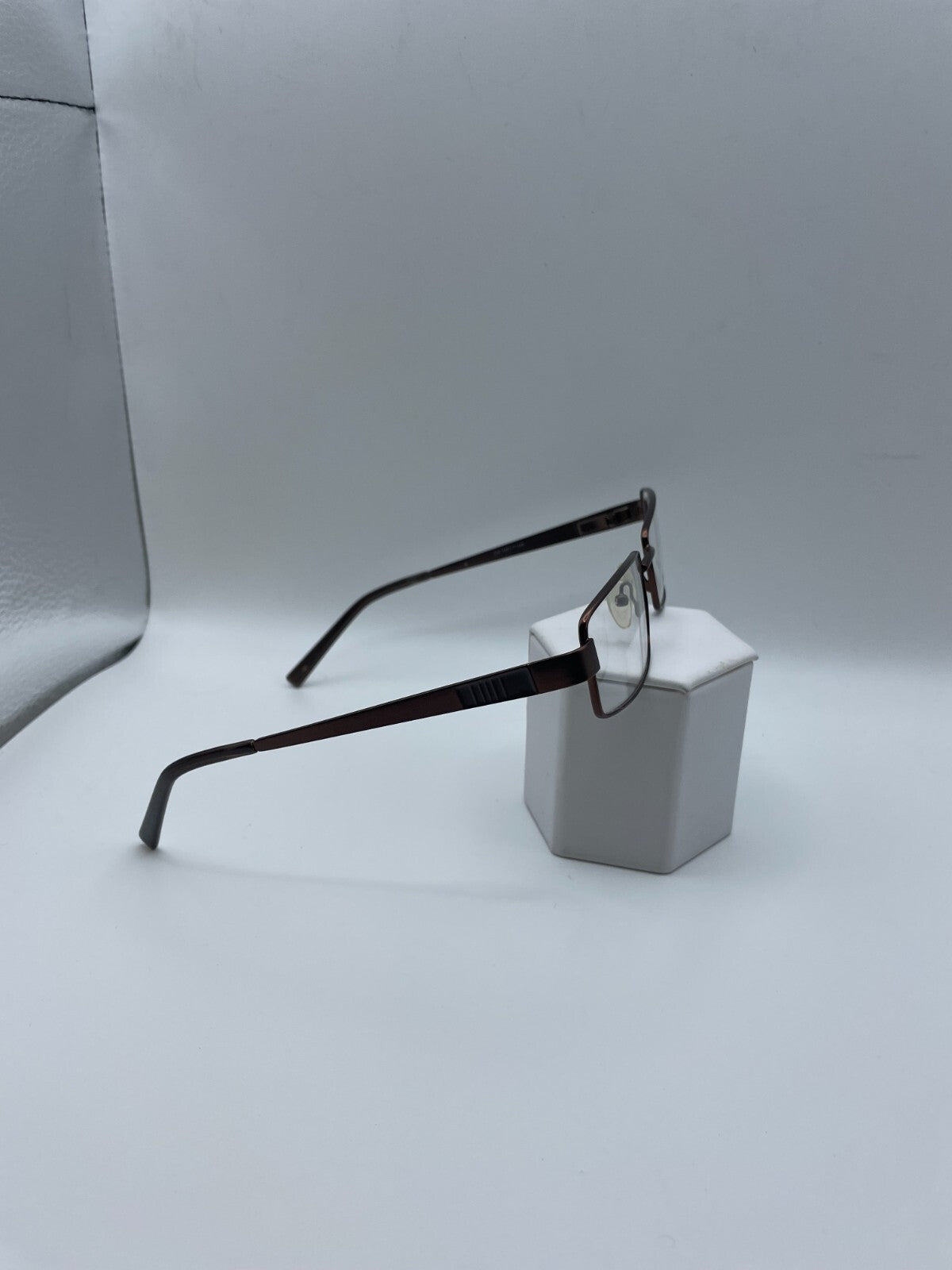 Blink Brand 1099 Model 54 Eye Brown NEW