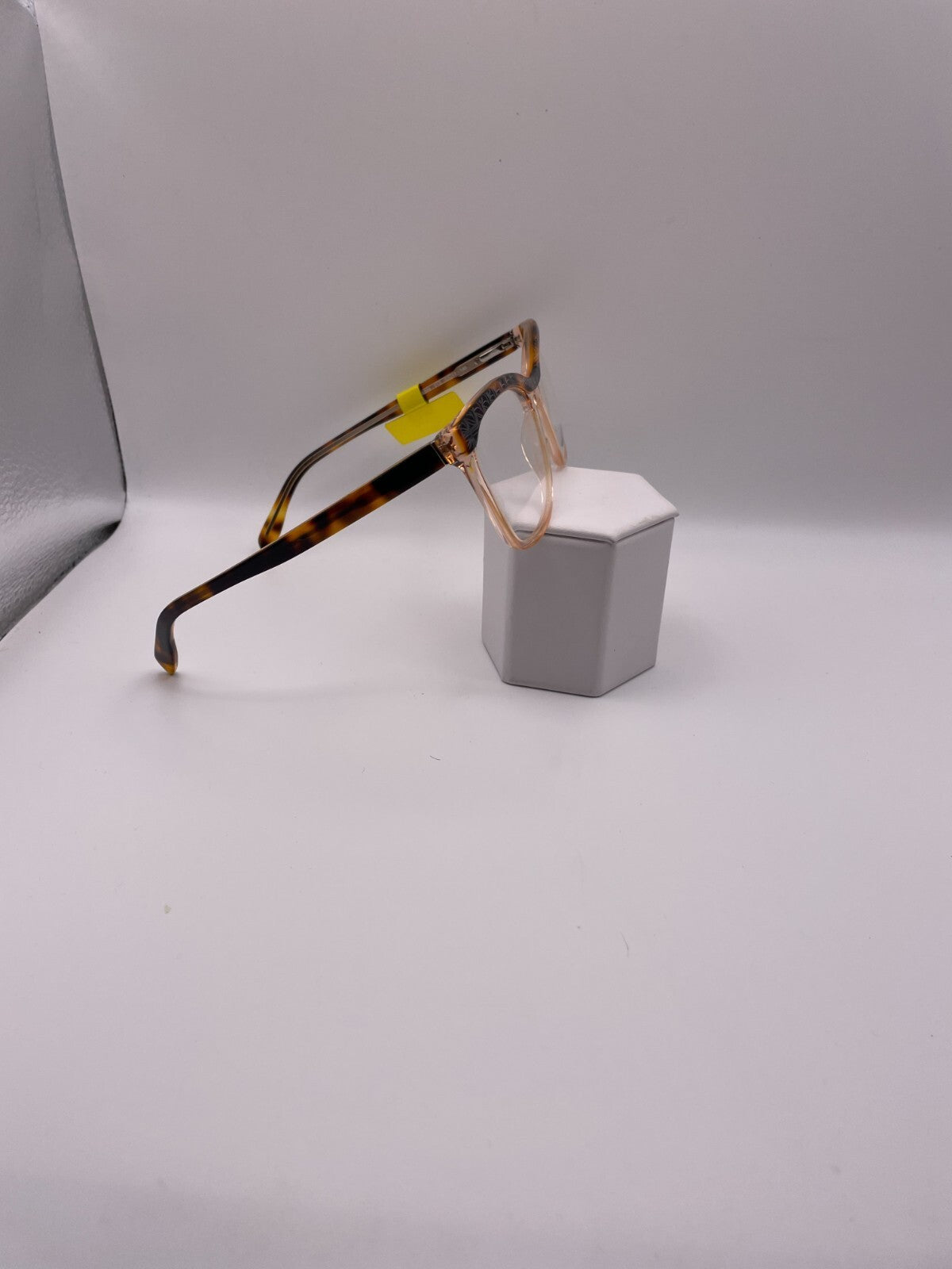 Karl Lagerfeld KL888 Model 53 Eye Crystal Rose NEW