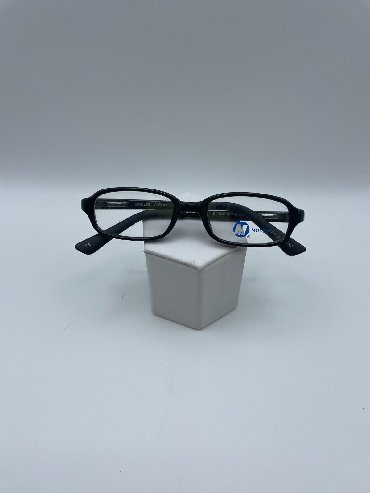 Modern Optical Brand Wiggle Model 40 Eye Black NEW