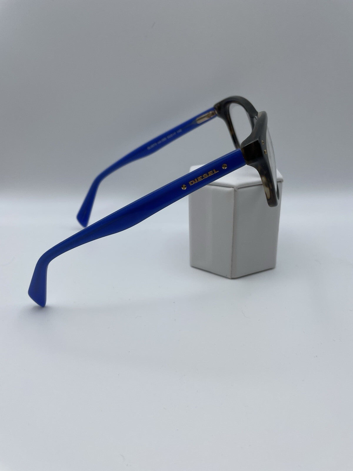Diesel Brand DL5073 Model 53 Eye Tort/Blue NEW