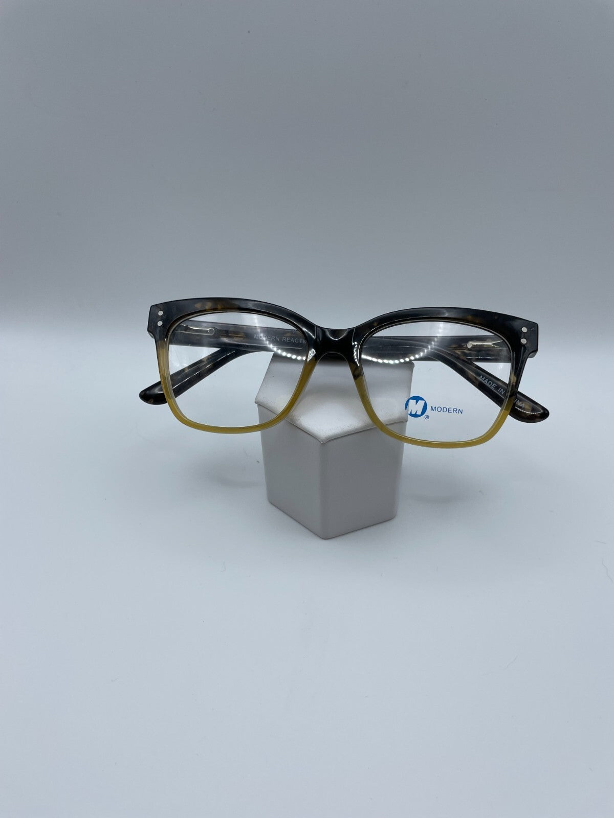 Modern Optical Brand Reaction Model 51 Eye Tortoise Blond NEW