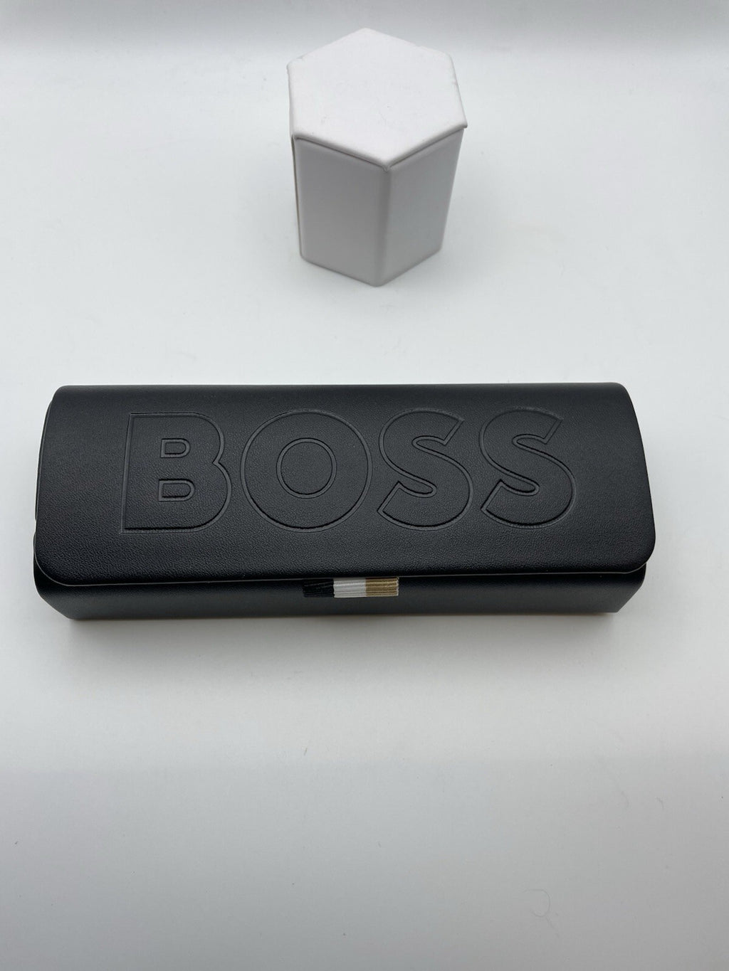 HUGO BOSS Brand BOSS 0642 Model 52 Eye Black NEW