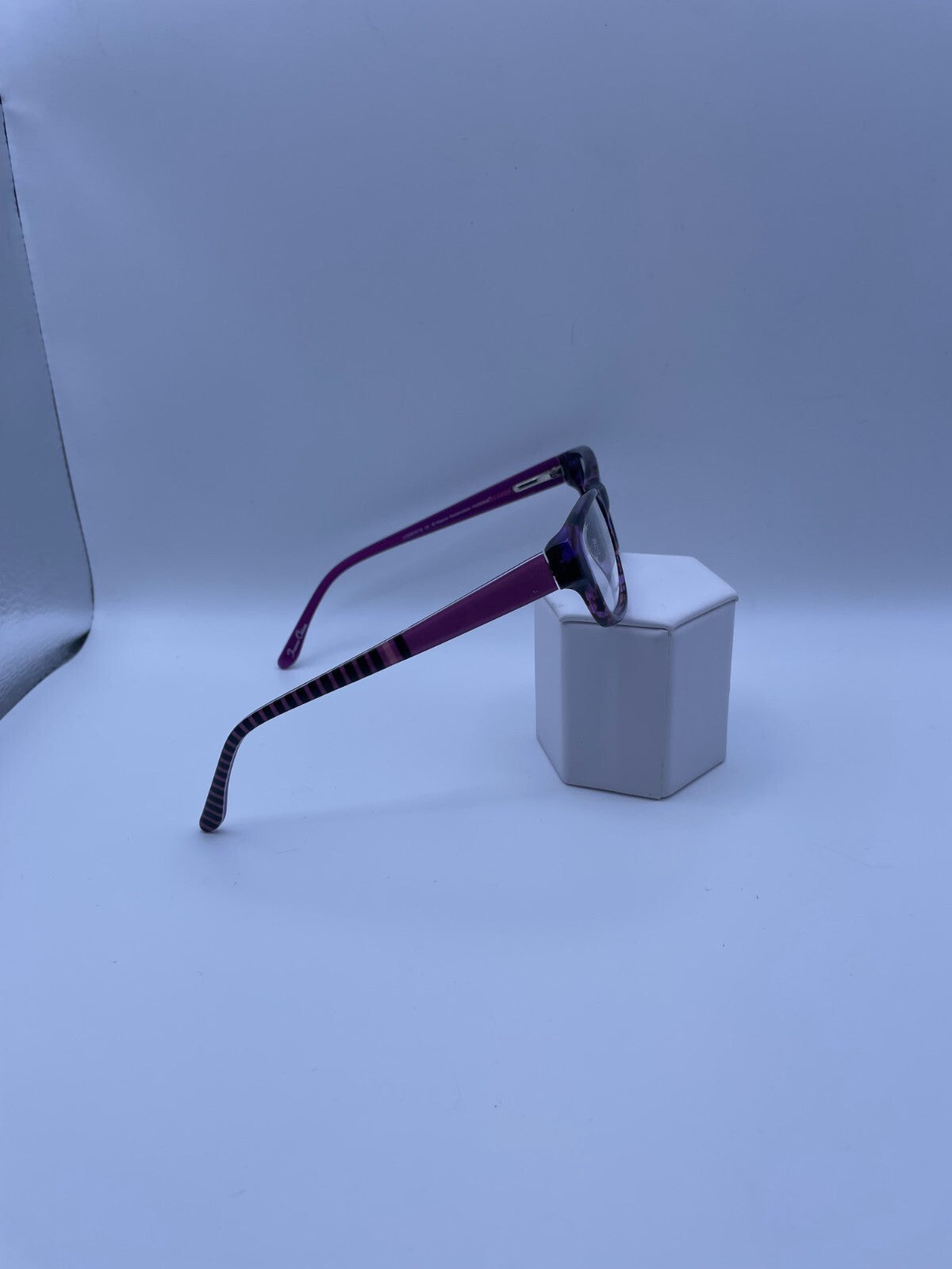 Victorious Brand V419 Model 50 Eye Purple NEW