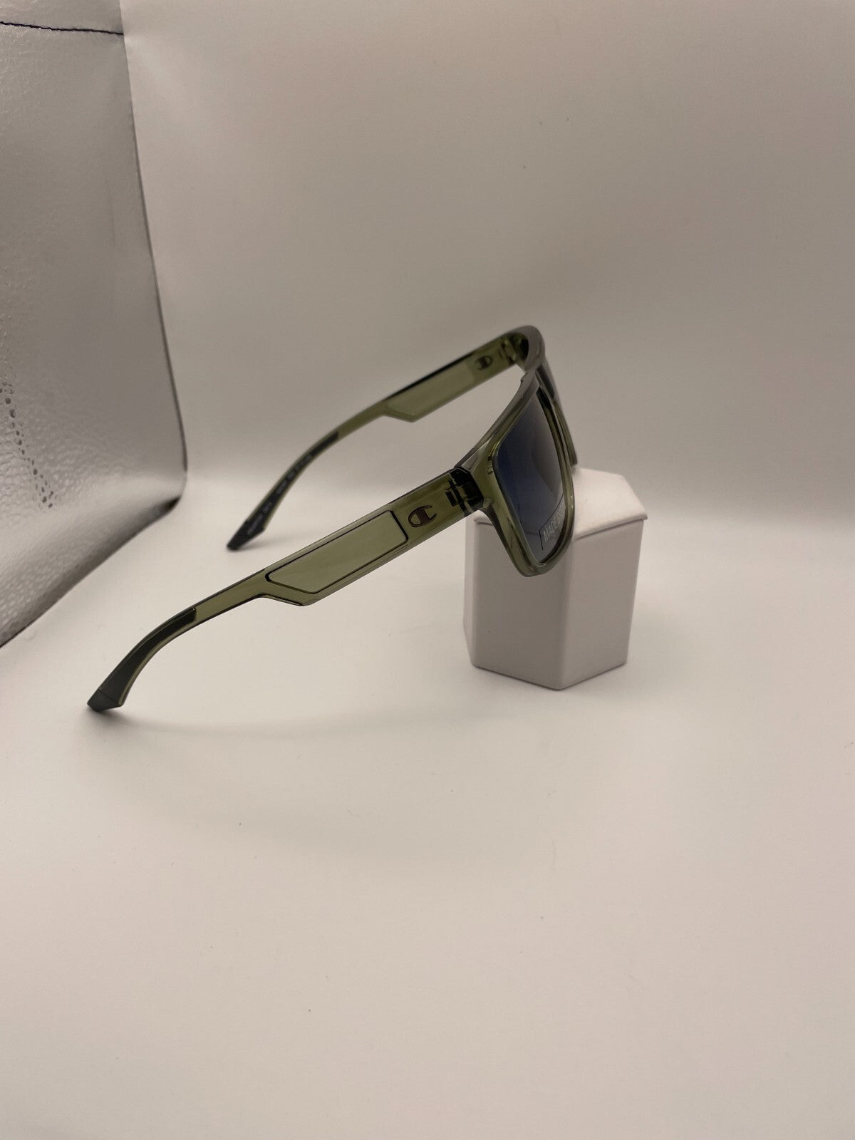 Champion Brand Intent Model 57 Eye Crystal Olive NEW