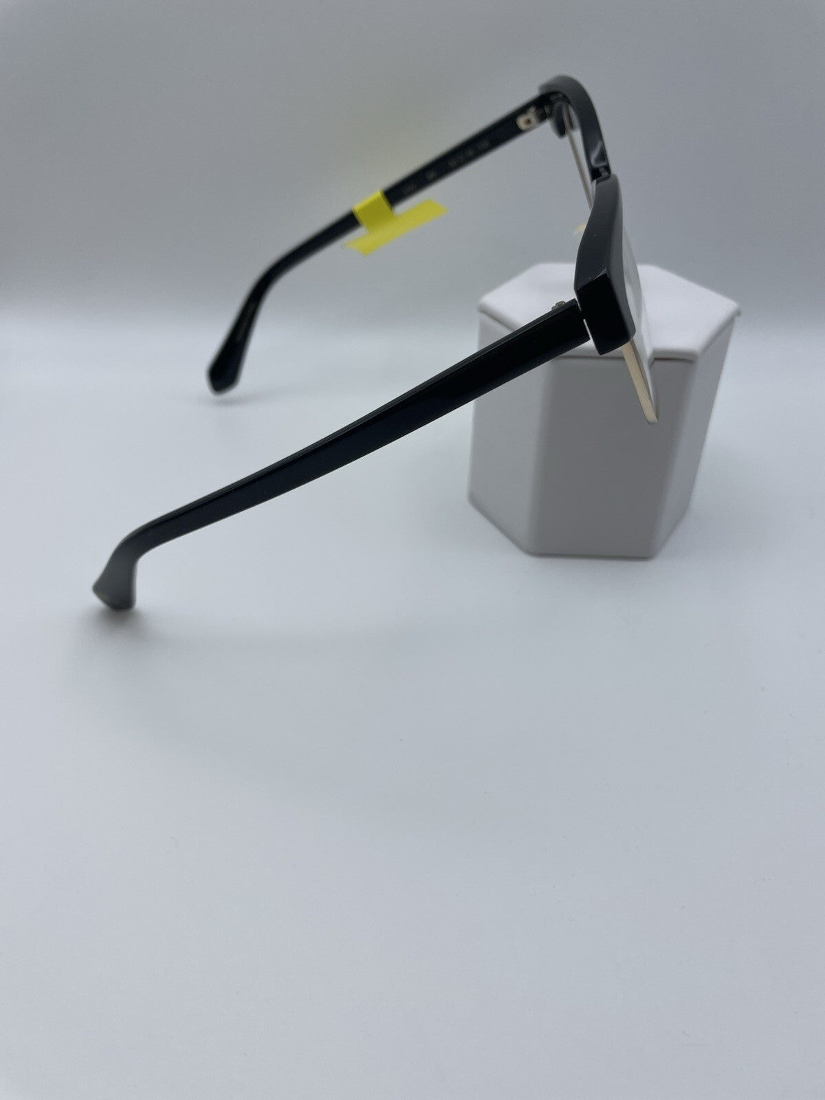 Zac Posen Brand Livy Model 53 Eye Black NEW