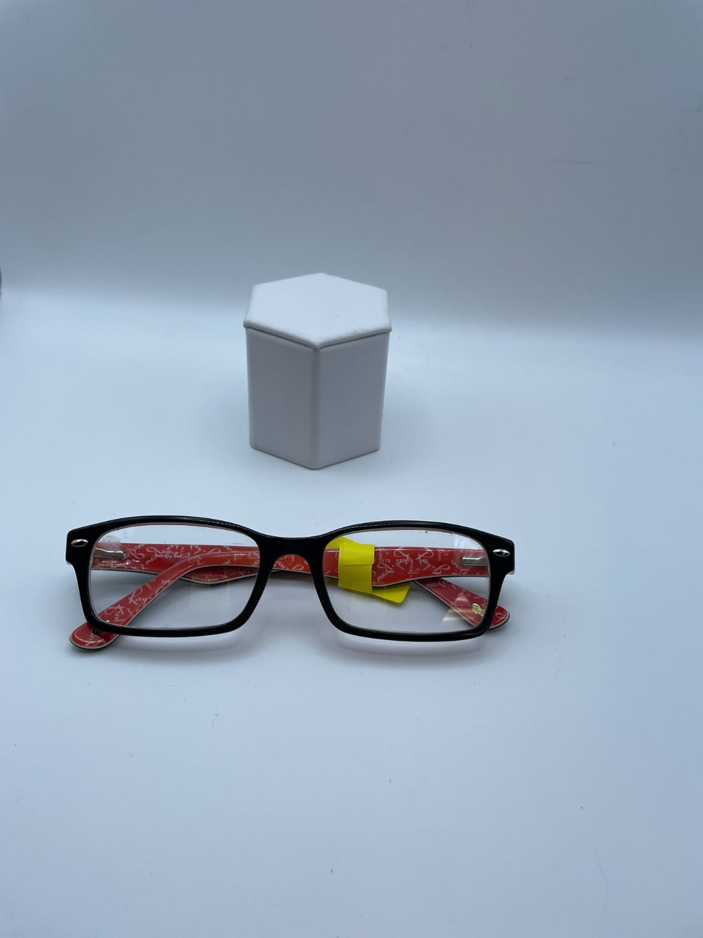 Ray-Ban Brand RB 5206 Model 52 Eye Black NEW