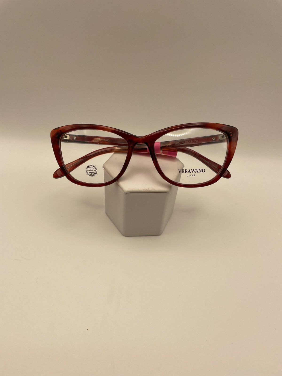 VERA WANG Brand Dea Model 52 Eye Red NEW
