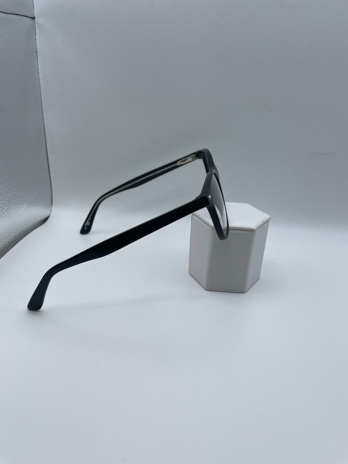 Gallery Brand Lowry Model 51 Eye Black NEW