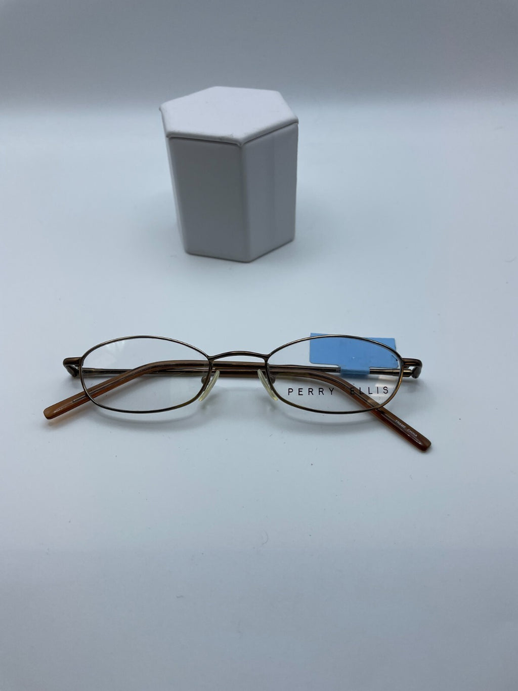 Perry Ellis Brand PE Aspen-1 Model 45 Eye Brown NEW