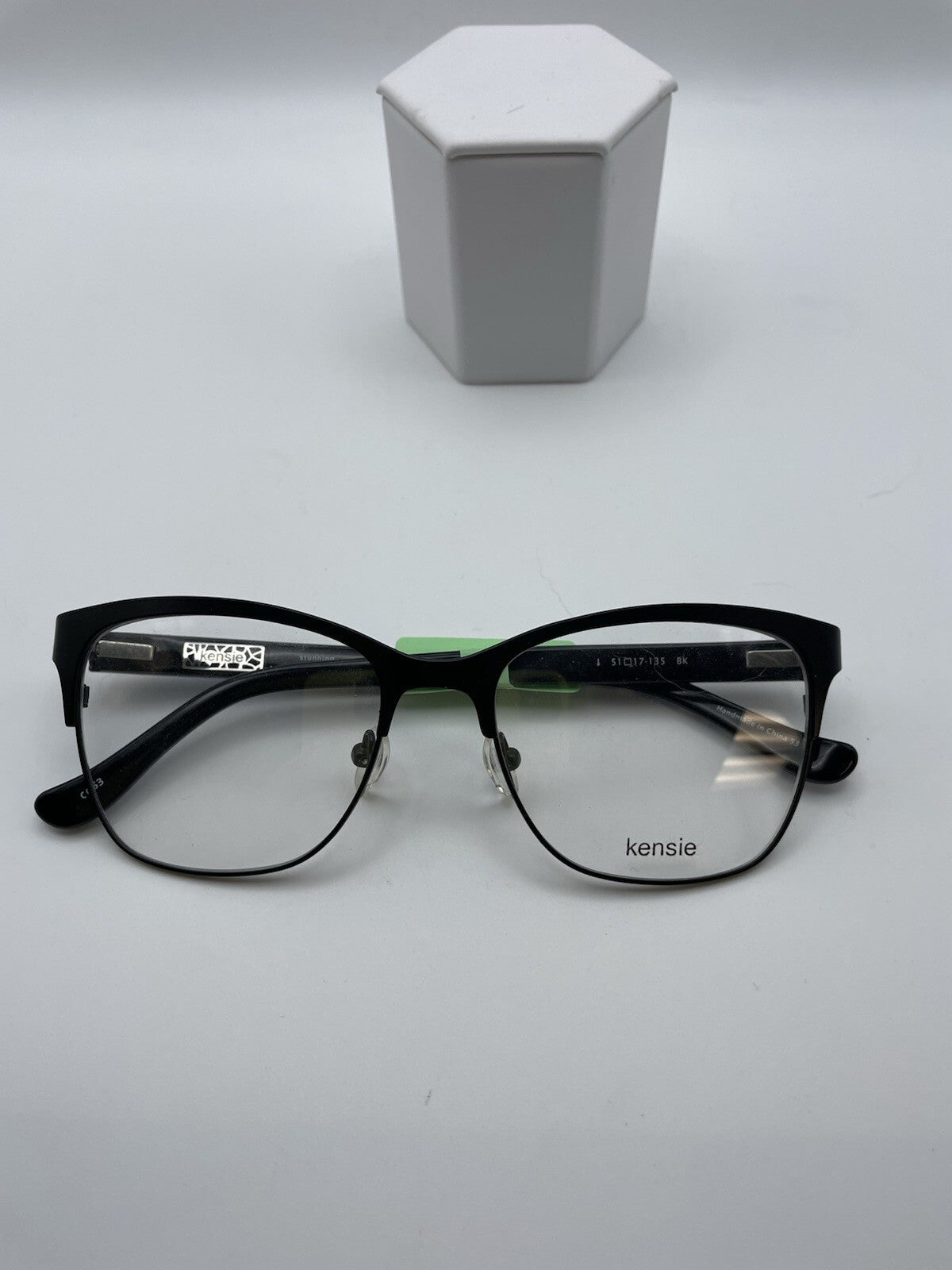 Kensie Brand Stunning Model 51 Eye Black NEW
