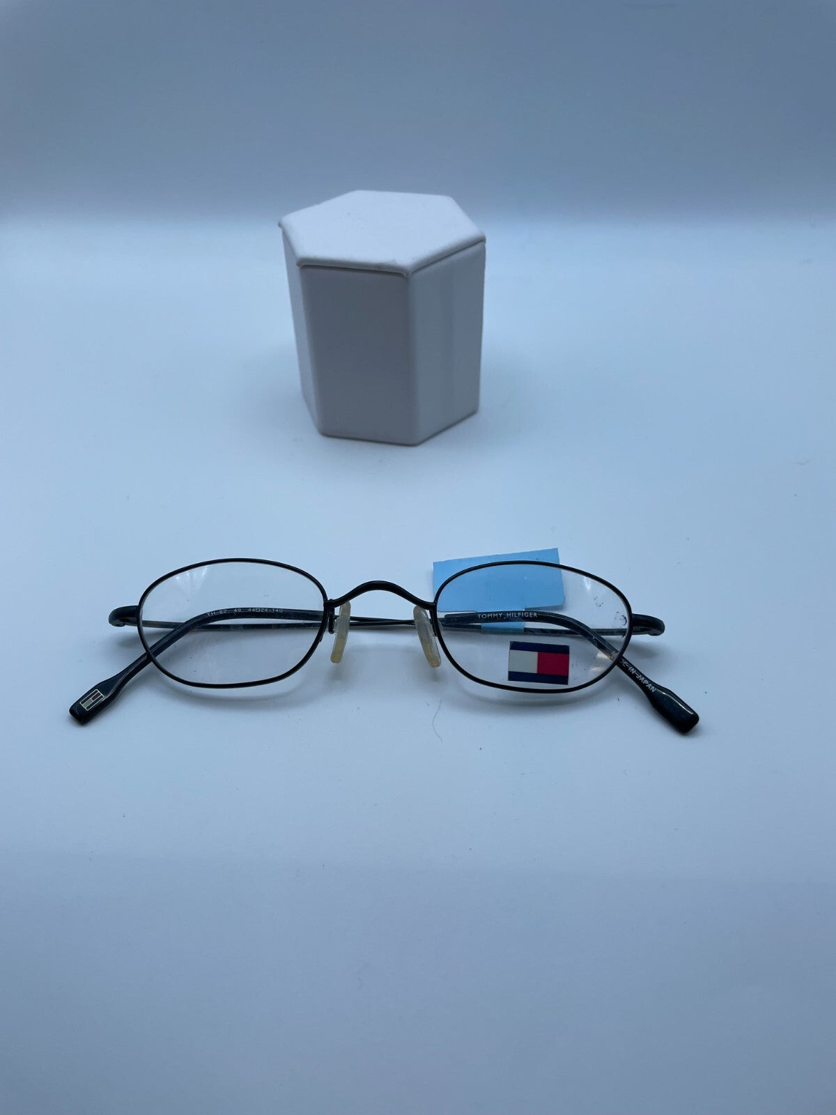 Tommy Hilfiger Brand TH82 Model 44 Eye Black NEW