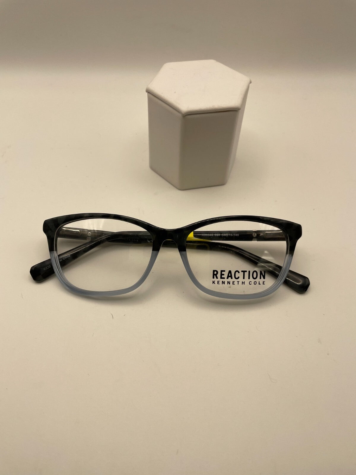 Kenneth Cole Reaction Brand KC0849 Model 53 Eye Blue NEW