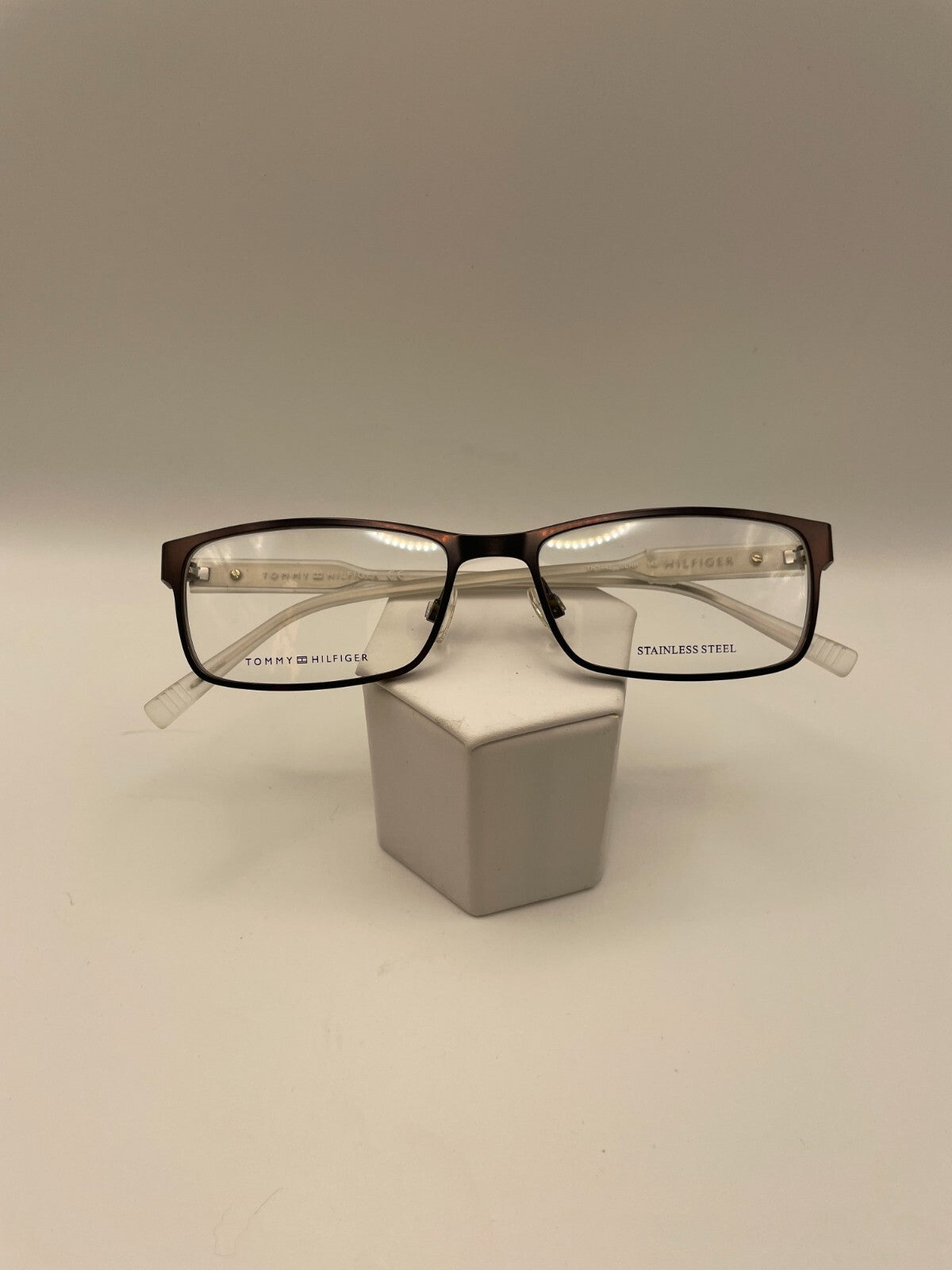 Tommy Hilfiger Brand TH 1442 Model 55 Eye Brown NEW