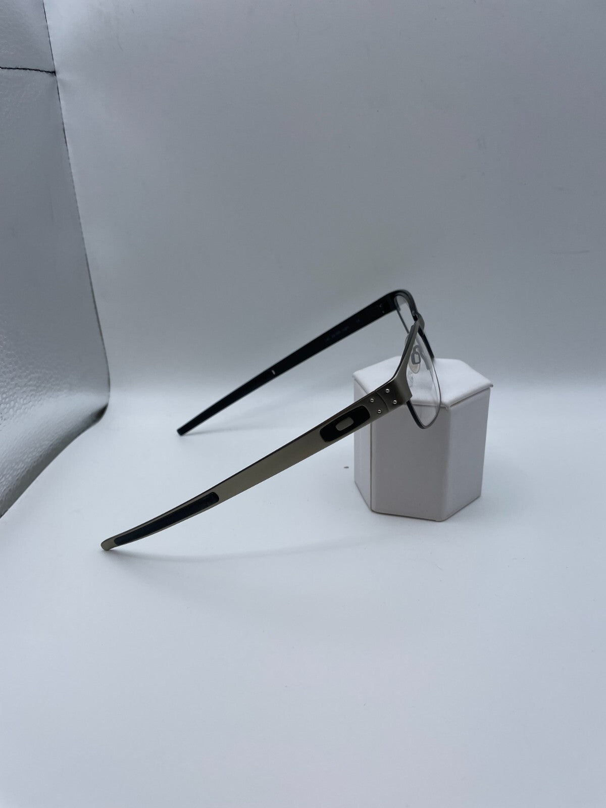 Oakley Brand Metal Plate 22-200 Model 53 Eye Brushed Crome NEW