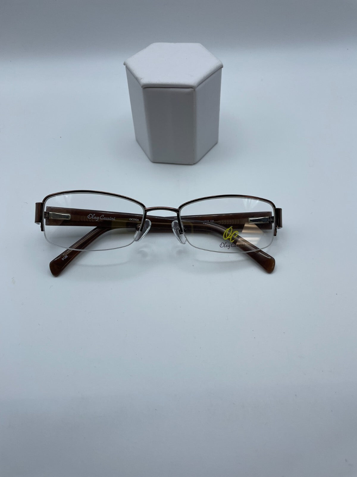 Oleg Cassini Brand OCO361 Model 53 Eye Shiny light brown NEW