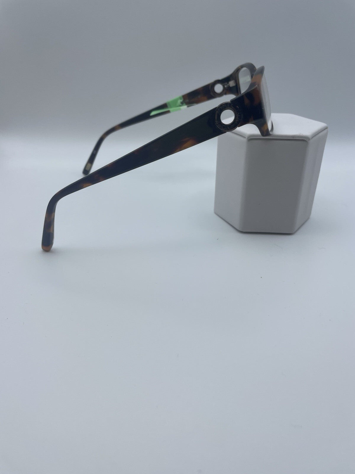 Jones New York Brand J732 Model 51 Eye Tort NEW
