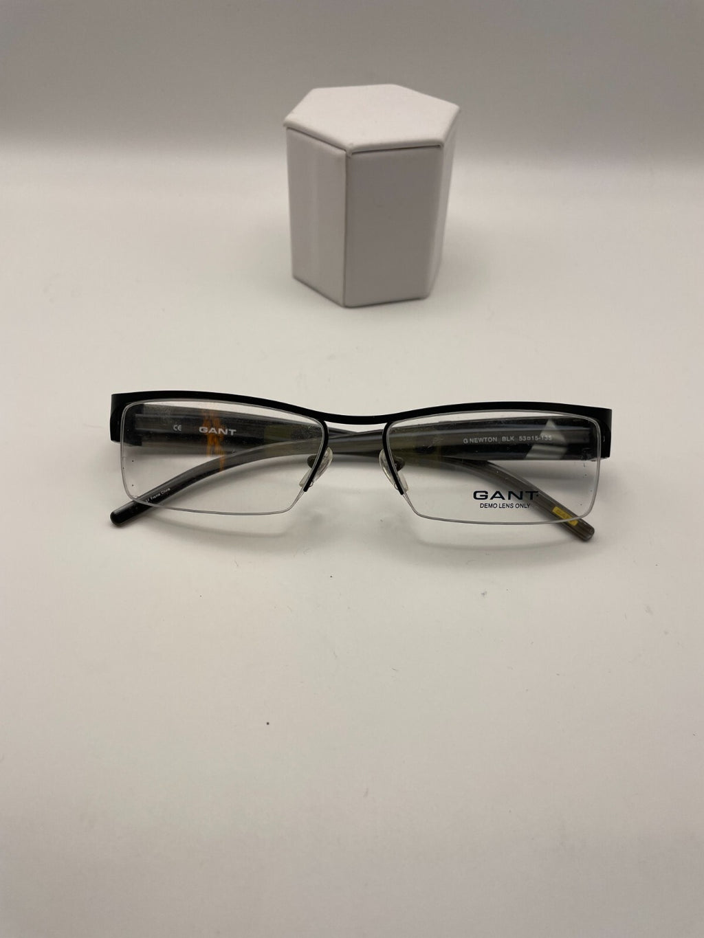 GANT Brand G Newton Model 53 Eye Black NEW