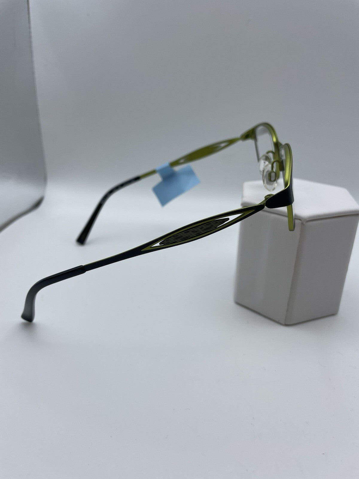 KLiiK Denmark Brand 535 Model 47 Eye Green NEW